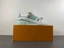 Louis Vuitton LV Trainer Vert Blanc Semelle Médiane Multicouche Maille Perforée Supérieure Sneakers Lifestyle 15