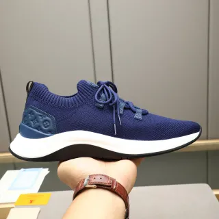 Louis Vuitton LV Trainer zapatillas lifestyle navy blanco en maille con upper sock-fit monogramado contrafuerte