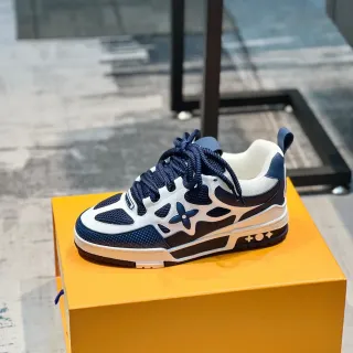 Louis Vuitton LV Trainer Navy White Construção em jaula em camadas Painéis de malha perfurada Tênis lifestyle