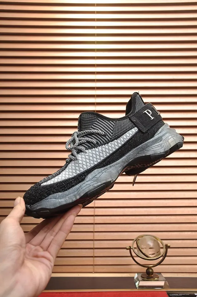 Louis Vuitton LV Trainer Navy White Layered Cage Construction Perforated Mesh Panels Lifestyle Sneakers 2