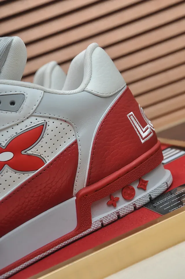 লুইস ভিটন LV Trainer লাল সাদা লো-টপ লেদার-মেশ হাইব্রিড লাইফস্টাইল স্নিকার 2