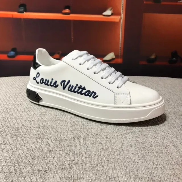 Louis Vuitton LV Trainer White Black Low-Top Leather Upper Lifestyle Sneakers 9