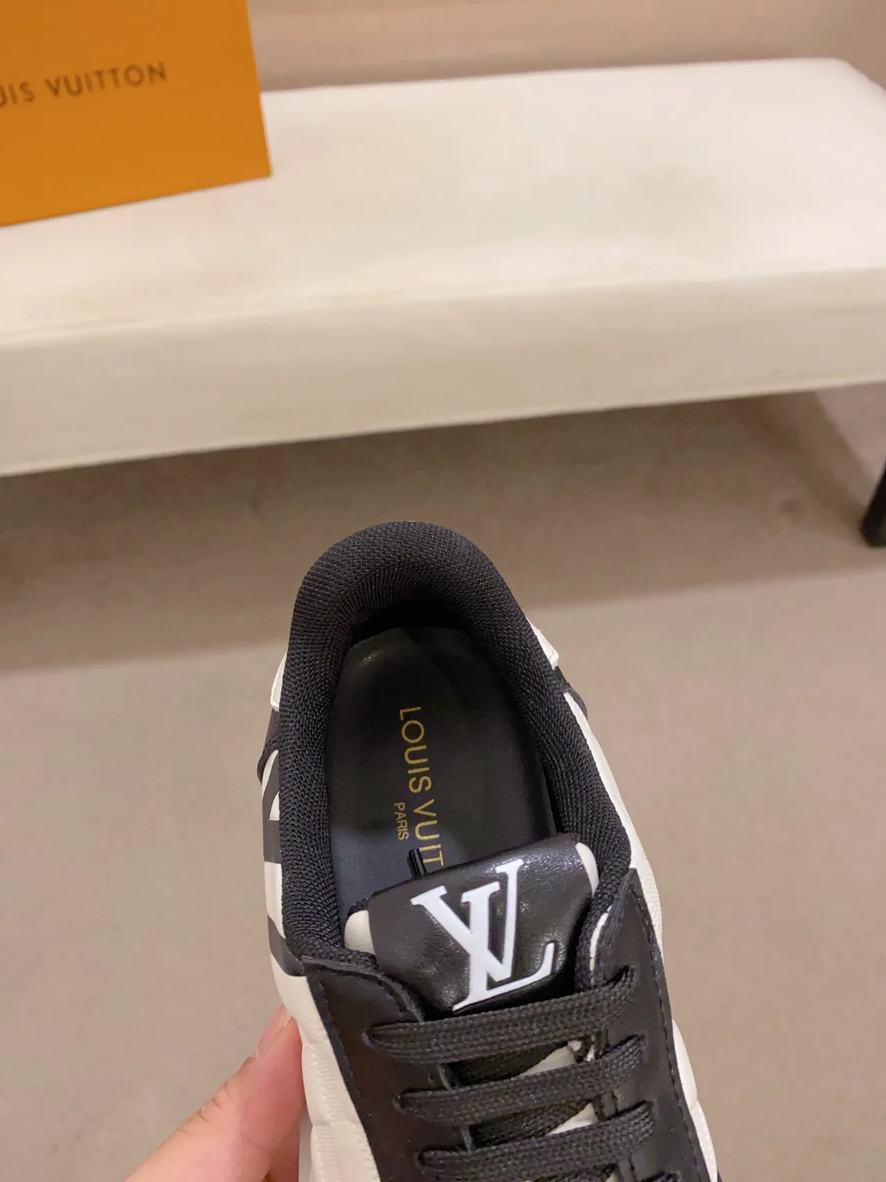 Louis Vuitton LV Trainer White Black Quilted Textile Upper Leather Overlays Lifestyle Sneakers 4