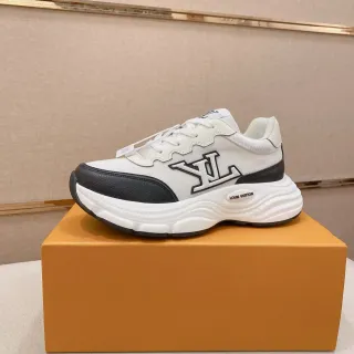 Louis Vuitton LV Trainer أبيض أسود سول مونوغرام جانبي تشانكي سنيكرز