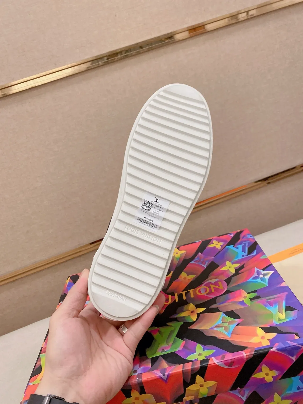 Louis Vuitton LV Trainer White Gray Monogram Canvas Side Panel Leather Upper Lifestyle Sneakers 2