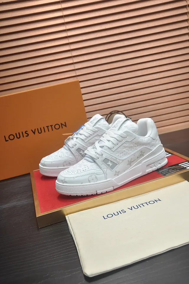 Louis Vuitton LV Trainer White Gray Monogram-Printed Leather Sculpted Dual-Density Sole Lifestyle Sneakers 4