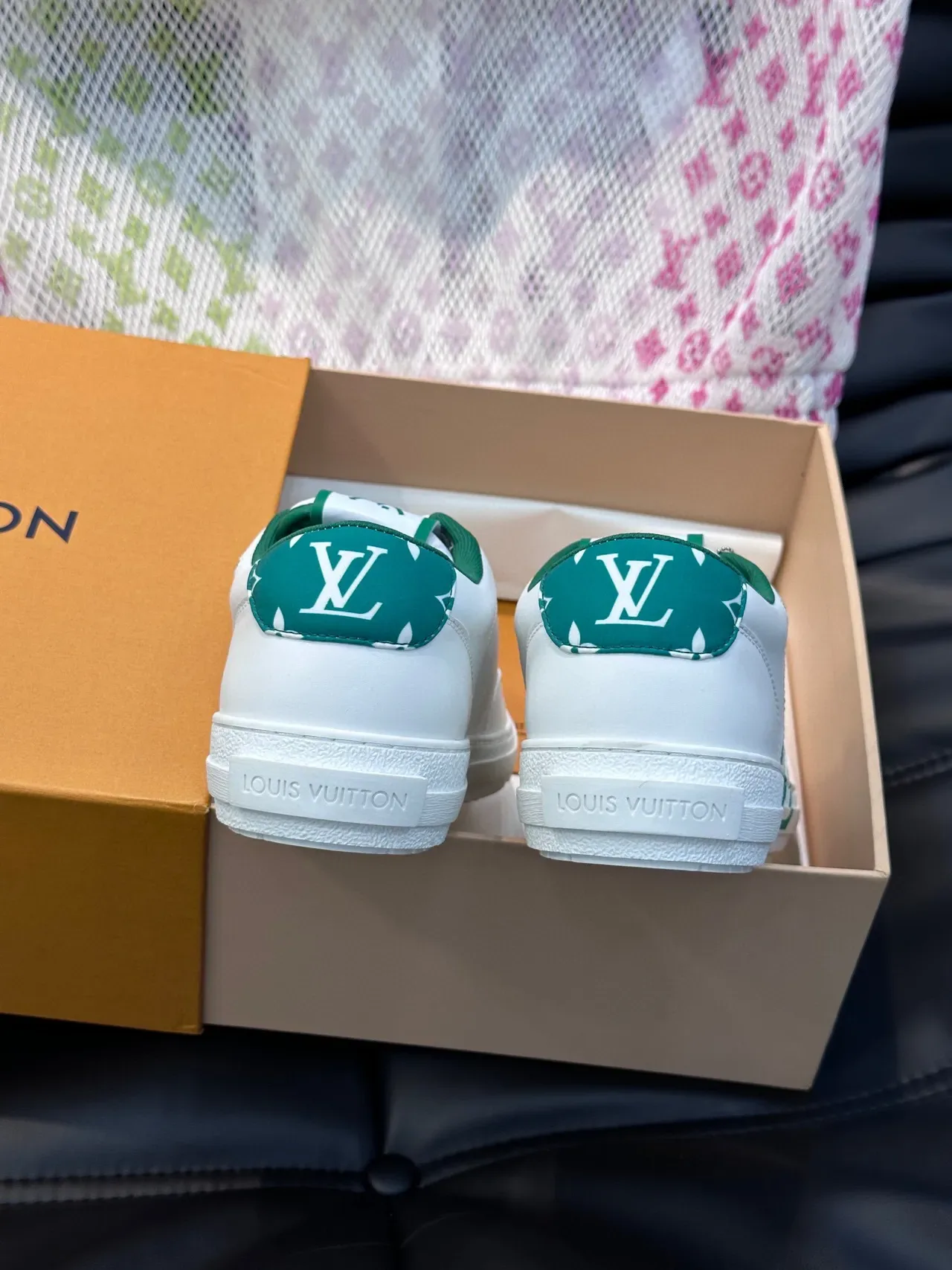 Louis Vuitton LV Trainer White Green Leather Accent Piping Lifestyle Sneakers 4