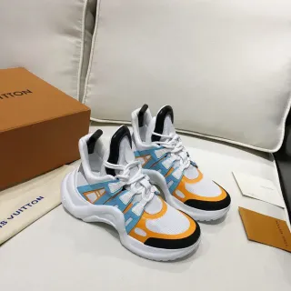 Louis Vuitton LV Trainer Tênis Brancos Multicolores Solado Esculpido Sobreposição Geométrica Jaula Sola Grossa