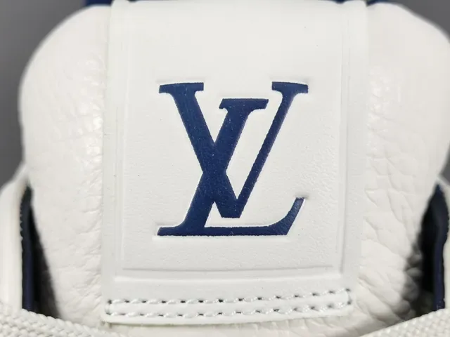 Louis Vuitton LV Trainer White Navy Leather Upper Cursive Signature Detail Lifestyle Sneakers 4