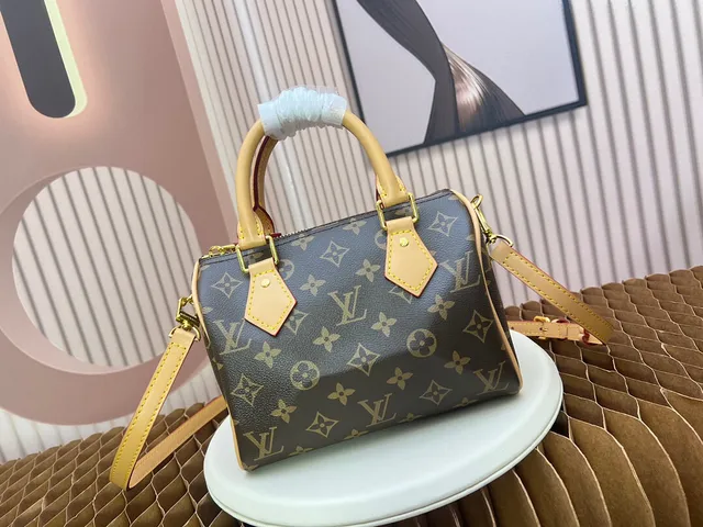Louis Vuitton Mini Speedy Monogram Sac Boston en toile enduite cuir tan 6
