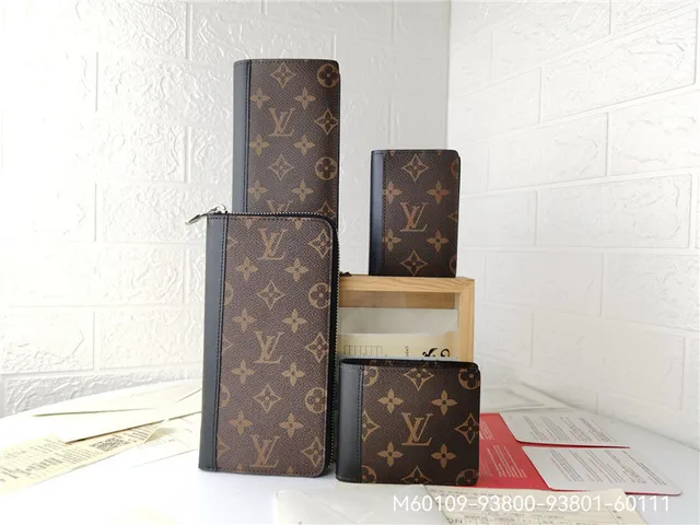 Louis Vuitton Monogram Canvas Brown and Black Short Wallet 2