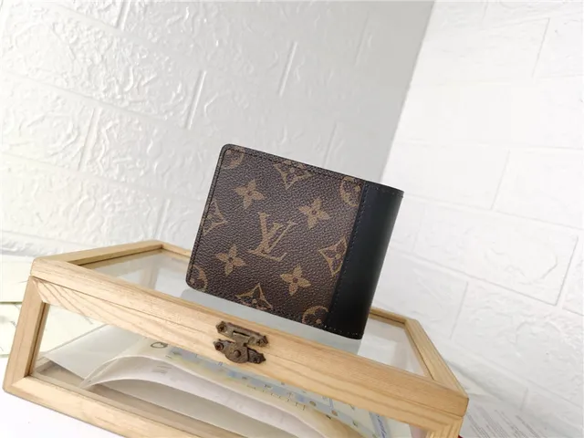 Louis Vuitton Monogram Canvas Brown and Black Short Wallet 8