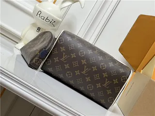 Louis Vuitton Monogram Canvas Dual Pouch Set de sacs à main 4