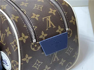 Louis Vuitton Monogram Canvas Dual Pouch Set de sacs à main 7