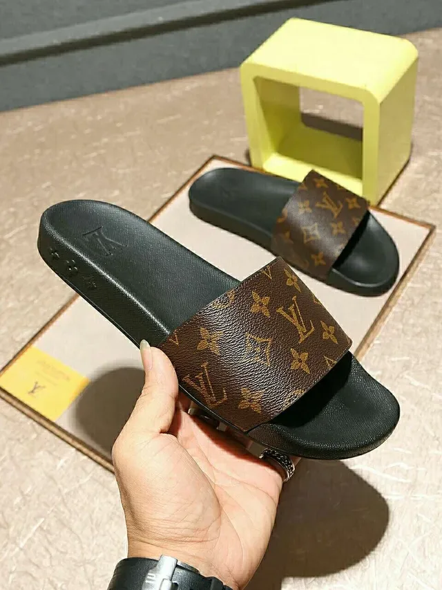 Louis Vuitton Monogram Canvas Strap Black Slippers 8