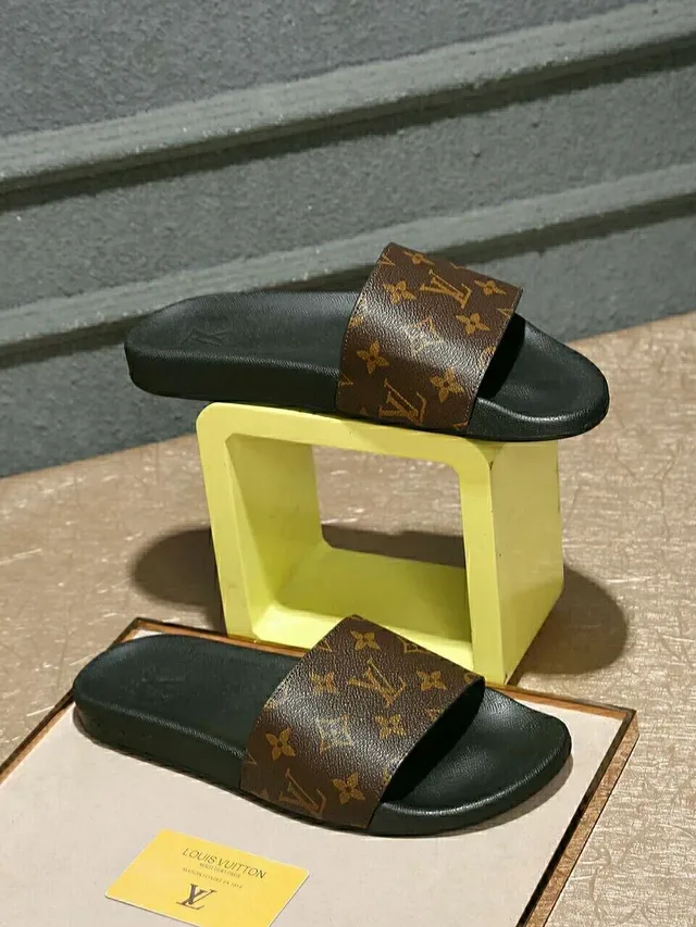 Louis Vuitton Monogram Canvas Strap Black Slippers 9