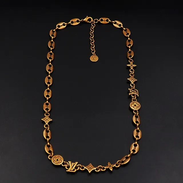Louis Vuitton Monogram Chain Necklace Gold-Tone Metal Necklace 7