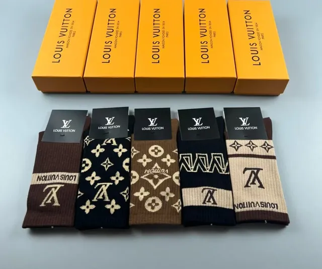Louis Vuitton Monogram Chaussettes de cheville en tricot 9