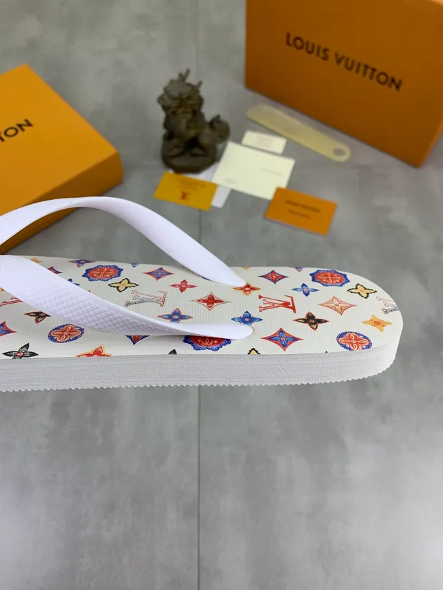 Louis Vuitton Monogram Reverse-Print Gray and Black Slippers 7
