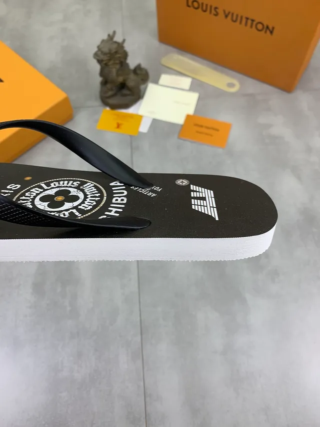 Louis Vuitton Monogram Reverse-Print Gray and Black Slippers 11