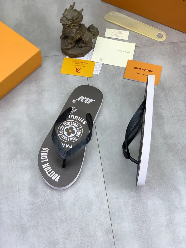 Louis Vuitton Monogram Reverse-Print Gray and Black Slippers 19