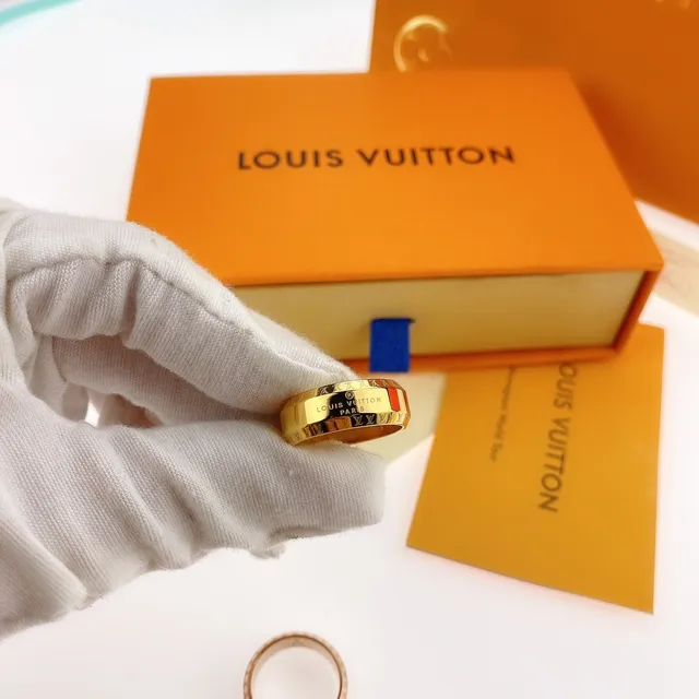 Louis Vuitton Monogram Bague Gold Tone Enamel Inlay Bagues 2