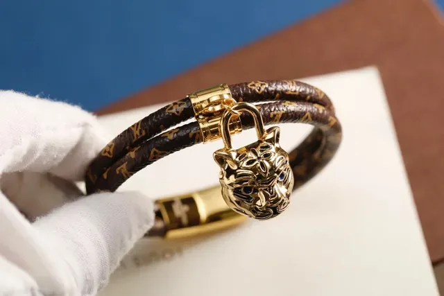 Louis Vuitton Monogram Tiger Double-Wrap Leather Bracelet 3