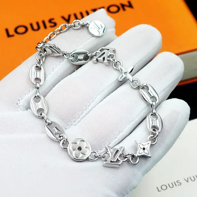 Louis Vuitton Monogram World Tour Gold Silver Chain-Link Bracelet 5