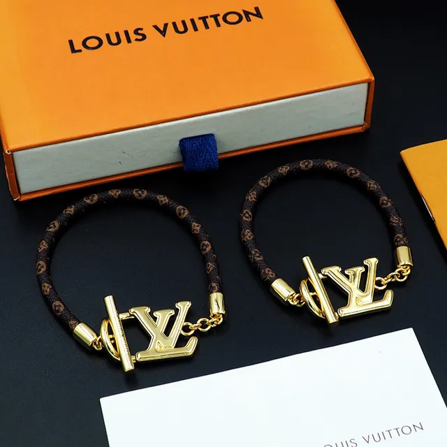 Louis Vuitton Monogram World Tour Gold-Tone LV Logo Bracelet 8