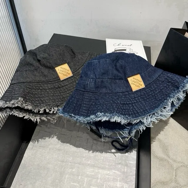Louis Vuitton Bleu Marine Beige Denim Borde Déchiré Chapeau Bucket 5