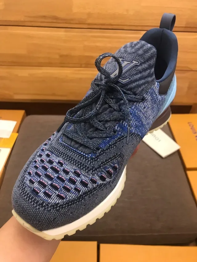 Louis Vuitton Navy Blue Knit Upper Sculpted Iridescent Midsole Lifestyle Sneakers 4