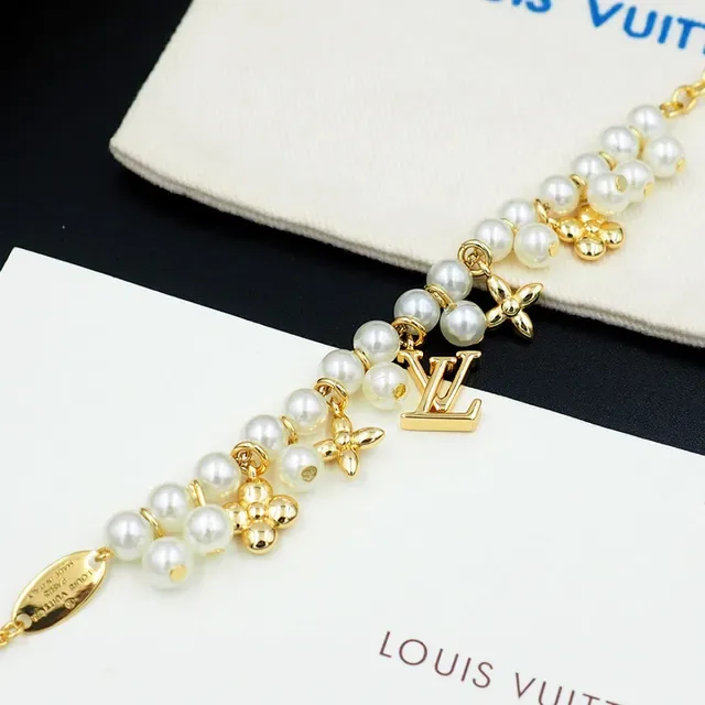Louis Vuitton Pearl and LV Monogram Charm Bracelet 4