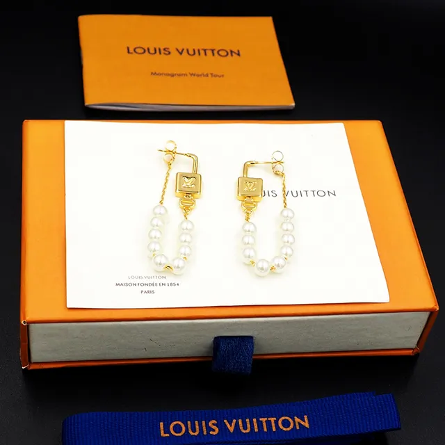 Louis Vuitton Pearlock Padlock and Pearl Dangling Earrings 5