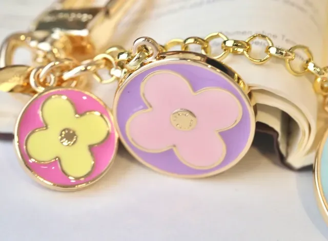 Louis Vuitton Pink Multicolor Enamel Flower Charms Gold-Tone Hardware Crossbody Bag 4
