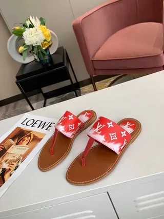 Louis Vuitton Red White Monogram-Print Strap Thong Construction Casual Sandals 6