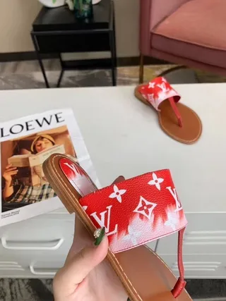 Louis Vuitton Red White Monogram-Print Strap Thong Construction Casual Sandals 9