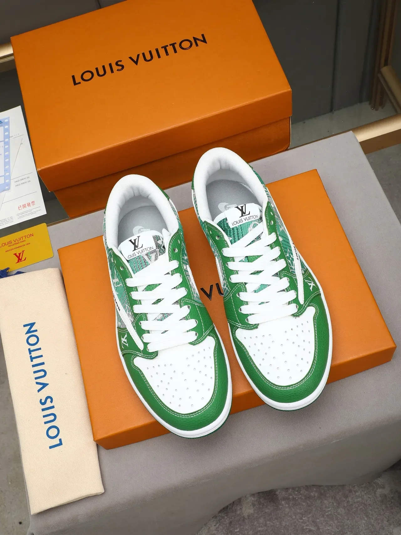 لويس فيتون Run Away أخضر وأبيض Monogram ستايل حياة حذاء رياضي 2