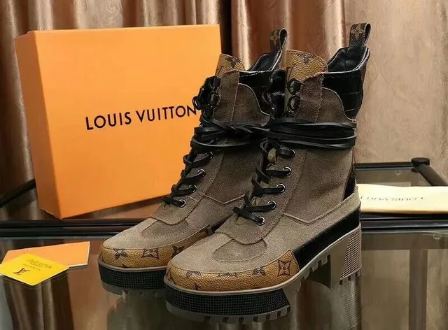 Louis Vuitton Run Away Monogram Lona e Camurça Botas de Tornozelo 5