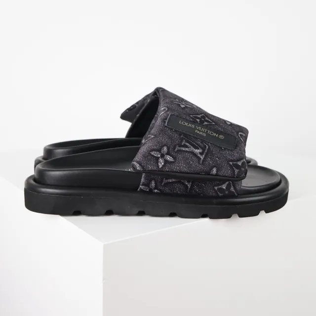 Louis Vuitton Run Away Monogram Canvas Slipper 3