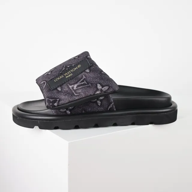 Louis Vuitton Run Away Monogram Canvas Slipper 9