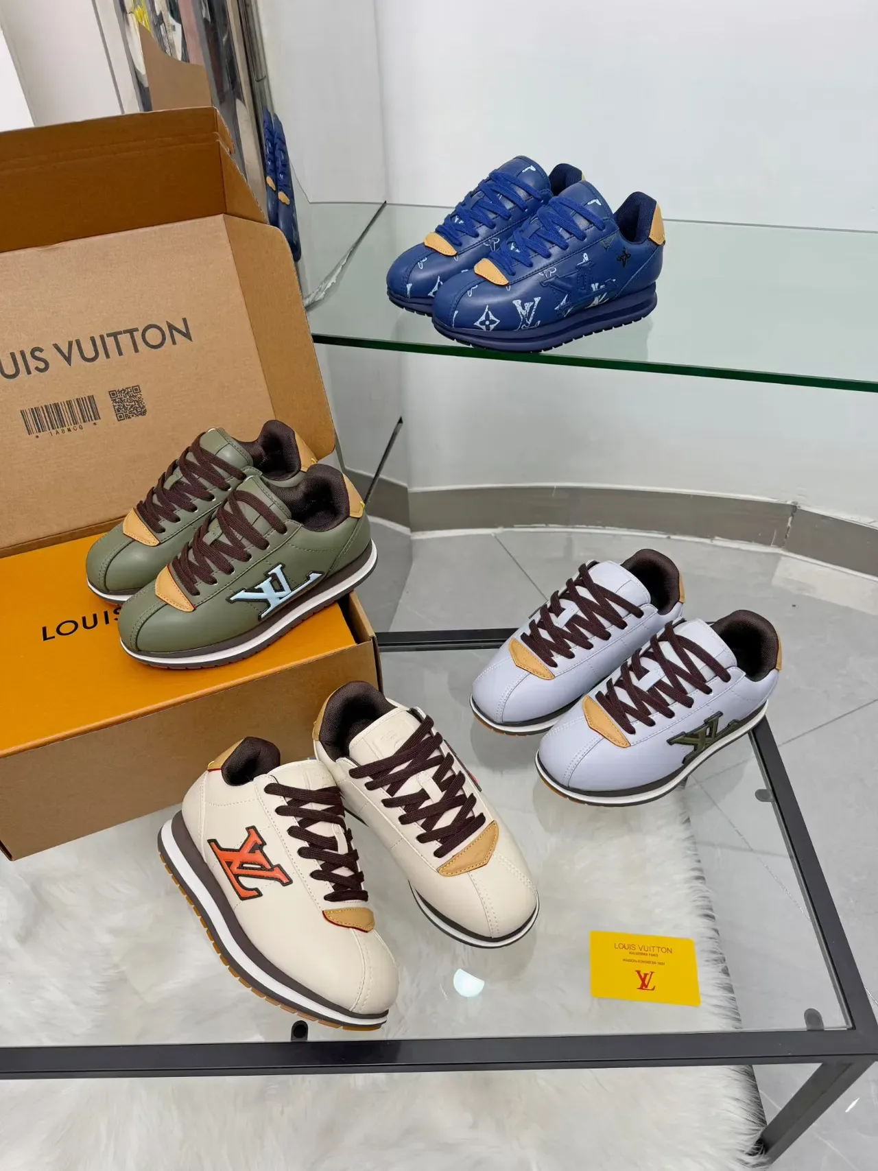 Louis Vuitton Run Away Off-White Brown Orange sneakers lifestyle 2