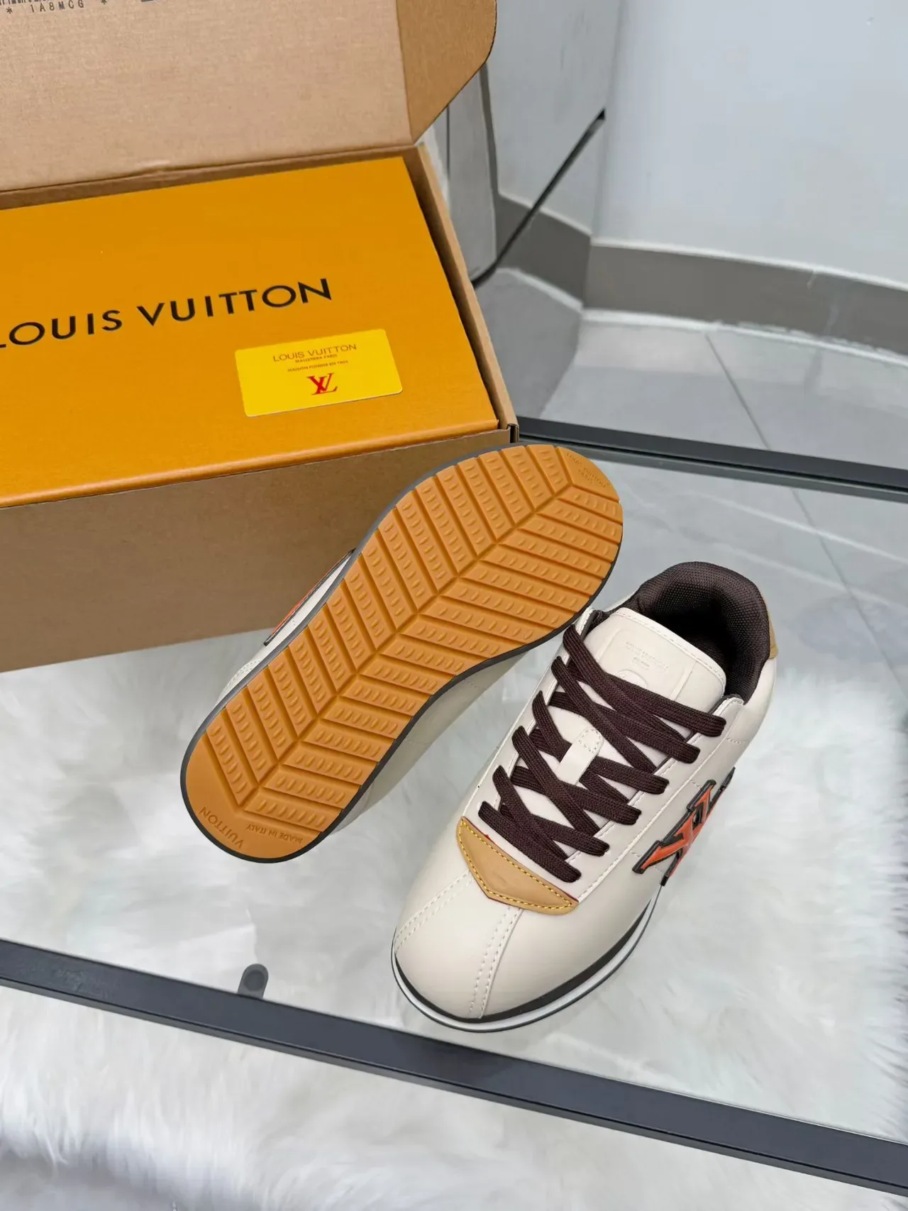 Louis Vuitton Run Away Off-White Brown Orange sneakers lifestyle 4