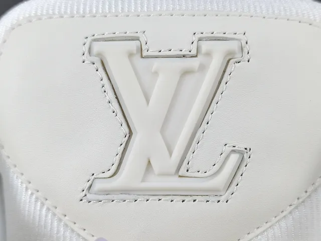 Louis Vuitton Run Away White Beige Platform Sole Monogram-Molded Midsole Chunky Sneakers 5