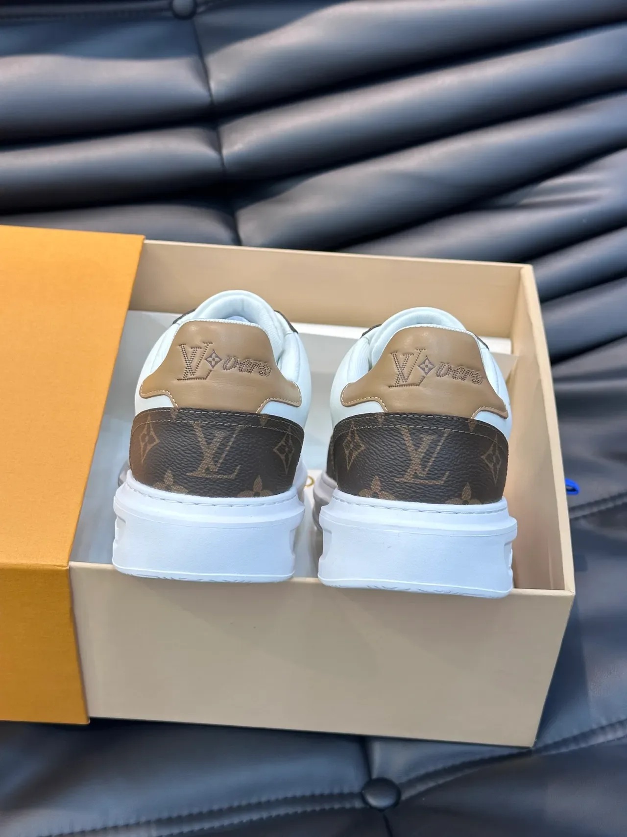 Louis Vuitton Run Away White Brown Monogram Lifestyle Sneakers 3