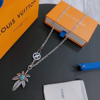 Collier Louis Vuitton Chaîne Bleue Argentée Cabochon Turquoise