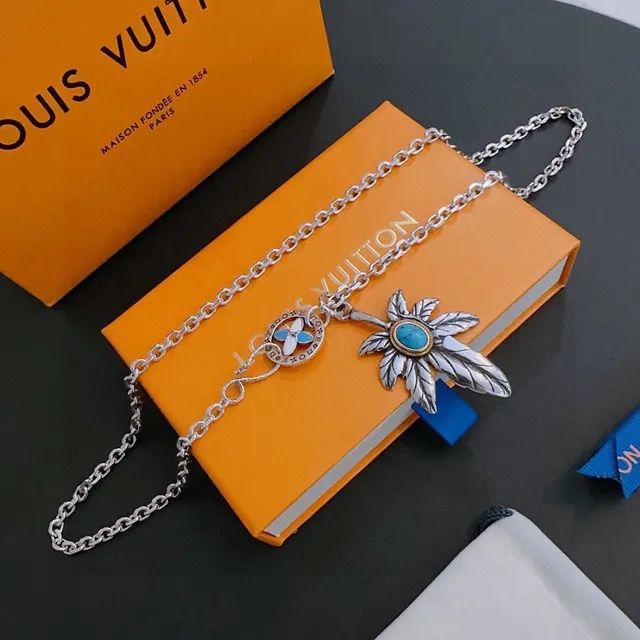 Louis Vuitton Silver Blue Chain Turquoise Cabochon Necklace 5