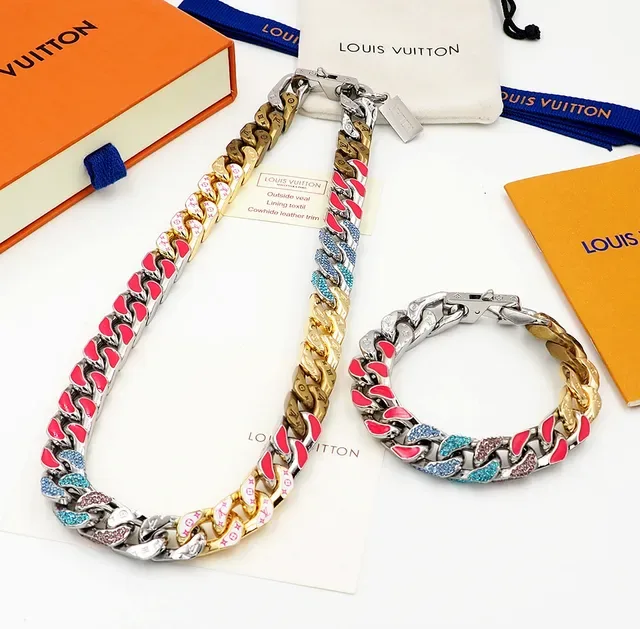 Collier Chaîne Curb-Link Épaisse Louis Vuitton Argent Violet Métal Mixte 7