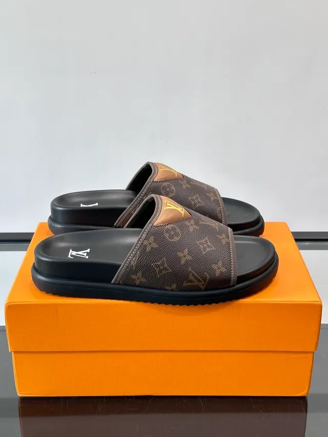 Louis Vuitton Slide Brown Black Monogram Canvas Molded Rubber Sole Slippers 7