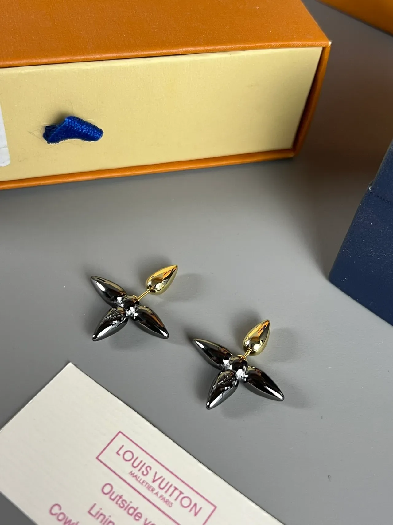 Louis Vuitton Spiked Star Two-Tone Stud Earrings 5