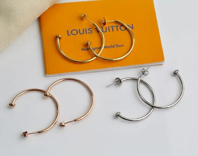 Louis Vuitton Thin Gold Hoop Earrings 4